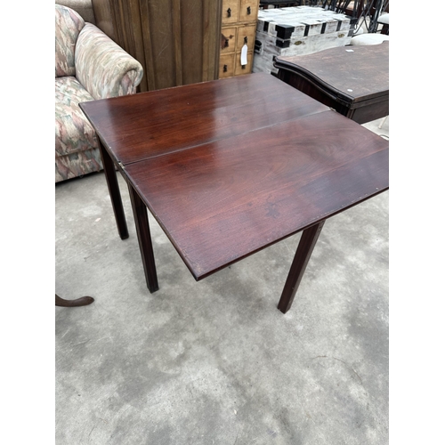 3029 - A 19TH CENTURY MAHOGANY FOLD-OVER TEA TABLE, 32