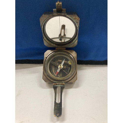 78 - A BRASS SUNDIAL AND COMPASS