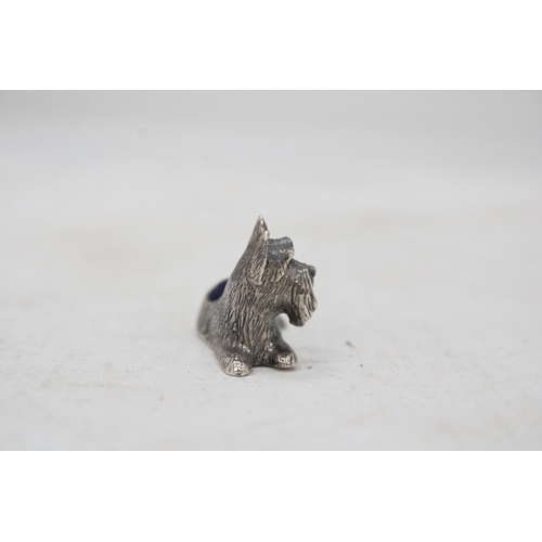 88 - A MARKED 925 SILVER SMALL PIN CUSHION IN THE FORM OF A MINIATURE SCHNAUZER