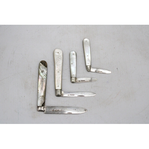 89 - FOUR STERLING SILVER AND MOTHER OF PEARL FRUIT KNIVES