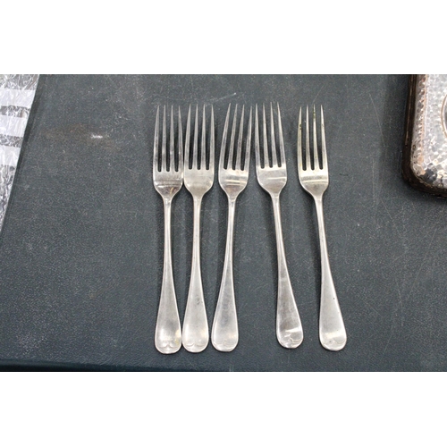 90 - FIVE VINTAGE FORKS MARKED NORWEGIAN SILVER