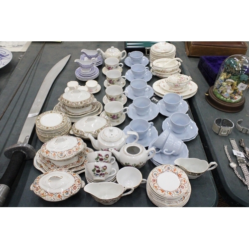 249 - A LARGE QUANTITY OF SMALL VINTAGE TEAWARE TO INCLUDE SMALL LIDDED TUREENS, CREAM JUGS, CUPS, SAUCERS... 