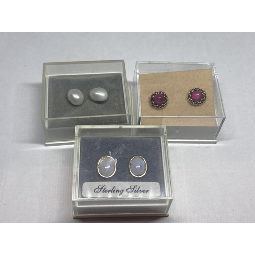 552 - FIVE PAIRS OF BOXED SILVER EARRINGS