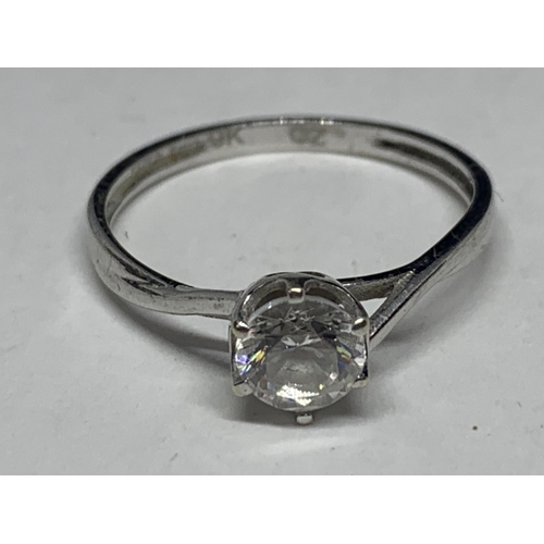 559 - A 9 CARAT WHITE GOLD RING CUBIC ZIRCONIA SOLITAIRE RING SIZE L/M