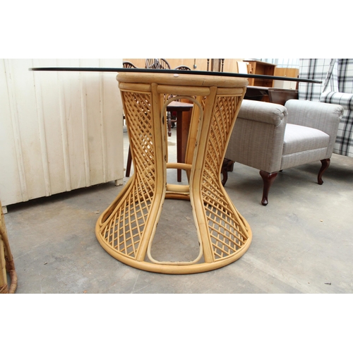 2803 - A BAMBOO AND WICKER 47