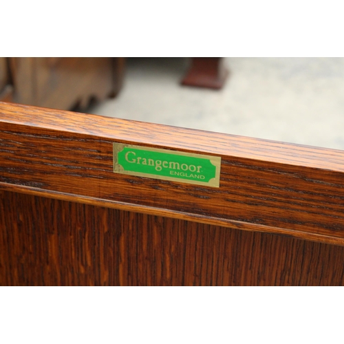 2854 - AN OAK GRANGEMOOR FURNITURE TWO DOOR CABINET/STAND