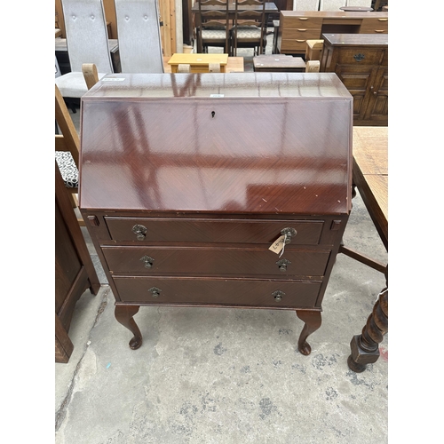 2936 - A MID 20TH CENTURY MAHOGANY BUREAU, 30