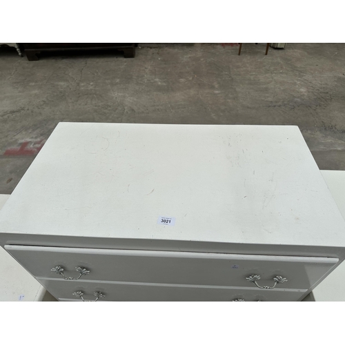 3021 - A WHITE PAINTED CHEST OF FOUR DRAWERS, 30