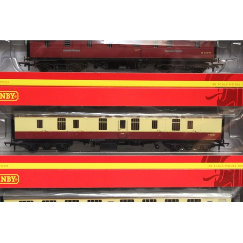 319 - THREE HORNBY OO GAUGE CARRIAGES TO INCLUDE BR (EX LMS) PASSENGER BRAKE, BR MK 1 PARCELS BRAKE COACH ... 