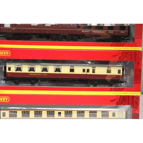 323 - THREE HORNBY OO GAUGE CARRIAGES TO INCLUDE BR MK 1 RESTAURANT BUFFET COACH, BR MK1 TOURIST SECOND OP... 