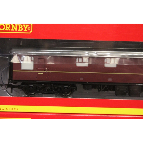 323 - THREE HORNBY OO GAUGE CARRIAGES TO INCLUDE BR MK 1 RESTAURANT BUFFET COACH, BR MK1 TOURIST SECOND OP... 