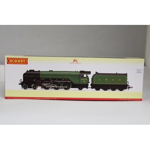 325 - A HORNBY OO GAUGE LNER THOMPSON CLASS A2/3 4-6-2 'EDWARD THOMPSON' LOCOMOTIVE, R3832 - AS NEW IN BOX