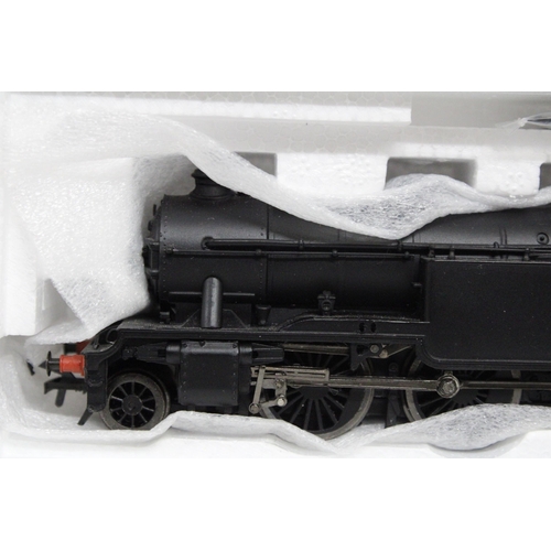 326 - A BACHMANN V3 TANK LOCOMOTIVE 67673 BR PLAIN BLACK E/EMBLEM WITH WESTINGHOUSE PUMP LOCOMOTIVE - AS N... 