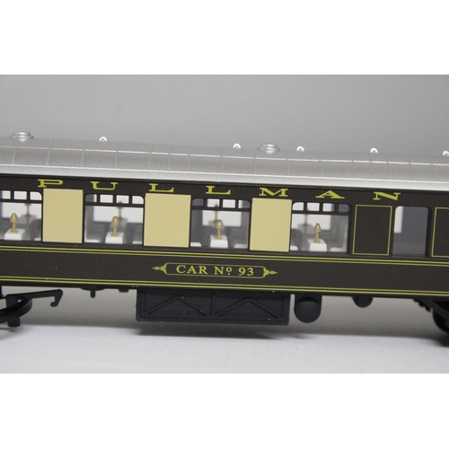 327 - THREE OO GAUGE CARRIAGES TO INCLUDE TWO BACHMANN AND ONE HORNBY