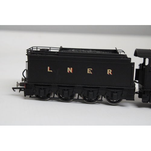 328 - A HORNBY OO GAUGE LNER CLASS A3 4-6-2 'LEMBERG' LOCOMOTIVE, R30087 - BOXED