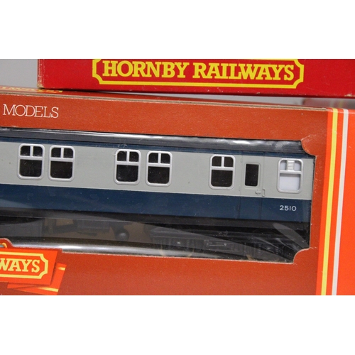 332 - THREE HORNBY OO GAUGE ITEMS TO INCLUDE, A BR CLASS 47 DIESEL 'MAMMOTH', R328, A BR INTER-CITY COACH ... 