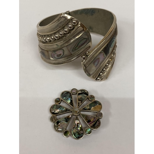 682 - A MEXICO ALPACA BANGLE WITH MOTHER OF PEARL AND BROOCH