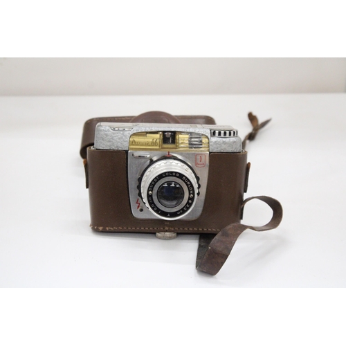 133 - A VINTAGE DURST 66 MEDIUM FORMAT, 6 X 6 CAMERA WITH CASE