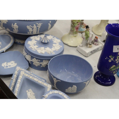 178 - A QUANTITY OF WEDGWOOD POWDER BLUE JASPERWARE TO INCLUDE PIN DISHES, LIDDED TRINKET BOX, FOOTED FRUI... 