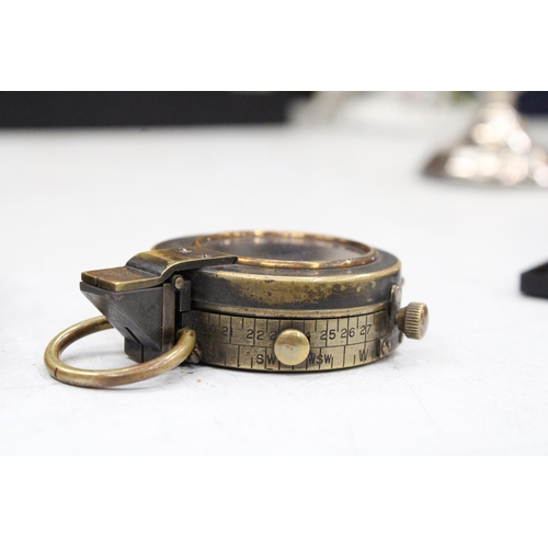 18 - A 1904 SHORT AND MASON PRE WW1 OFFICER'S COMPASS