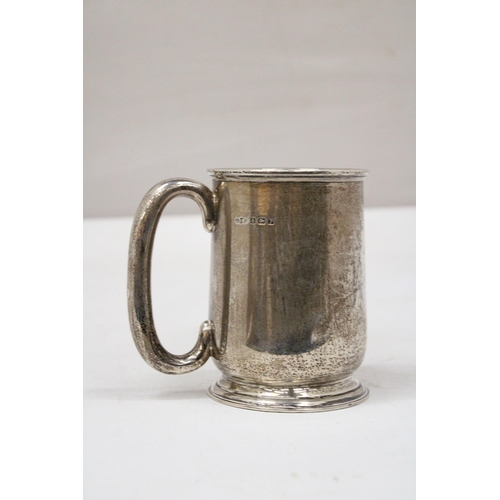 2 - A HALLMARKED BIRMINGHAM SILVER TANKARD GROSS WEIGHT 147.9 GRAMS ENGRAVED