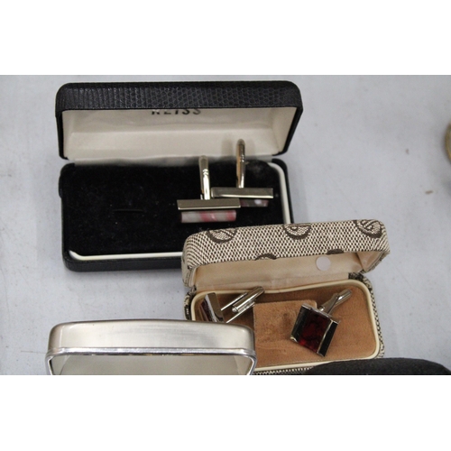 115 - A QUANTITY OF BOXED CUFFLINKS, STUDS PLUS A BIRD BROOCH