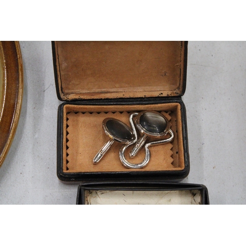 115 - A QUANTITY OF BOXED CUFFLINKS, STUDS PLUS A BIRD BROOCH