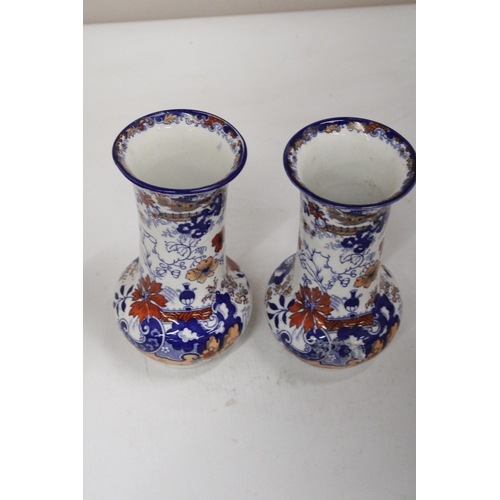 34 - A PAIR OF RIDGWAYS CHINESE JAPAN VASES - 19 CM