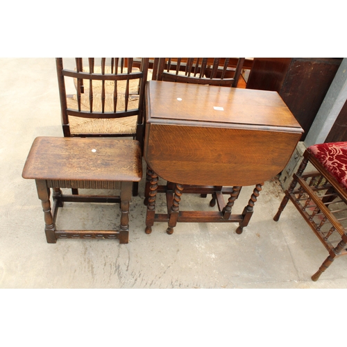 2810 - AN EARLY 20TH CENTURY OAK BARLEY-TWIST GATE-LEG TABLE AND AN OAK STOOL