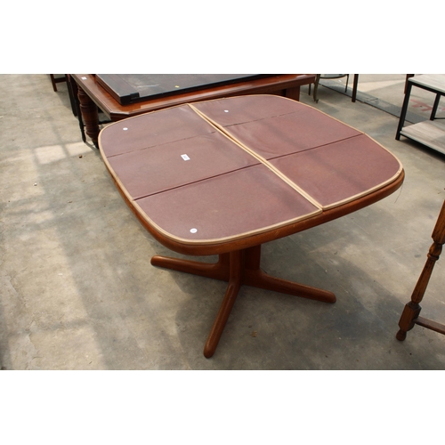 2827 - A SKOVBY (DENMARK) RETRO TEAK DINING TABLE ON WHALE FIN LEGS, 39