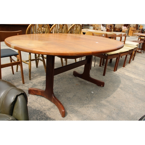 2842 - A G PLAN RETRO TEAK EXTENDING DINING TABLE, 64