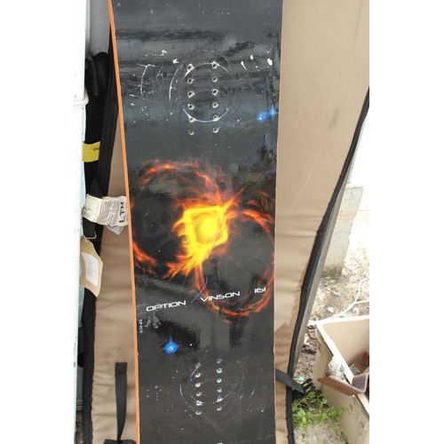 AN OPTION VINSON 161 SNOWBOARD