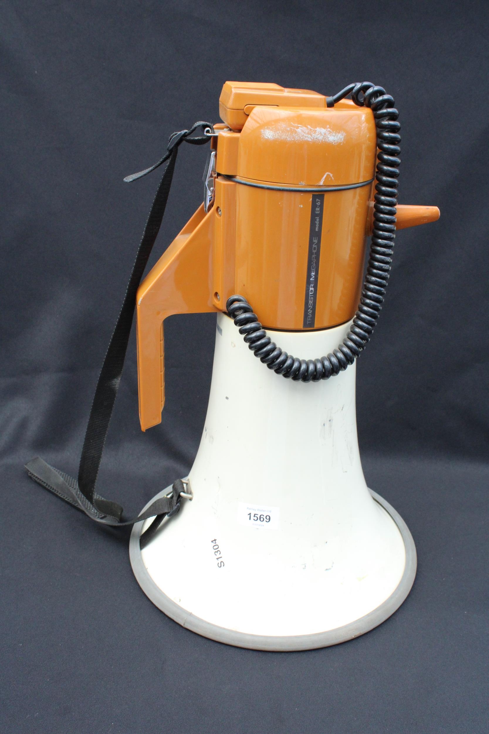 ○TOA TRANSISTOR MEGAPHONE ER-1103 防滴メガホン 拡声器 3｜防災