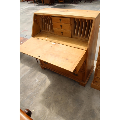 2918 - A PINE BUREAU WITH THREE DRAWERS TO BASE, 38