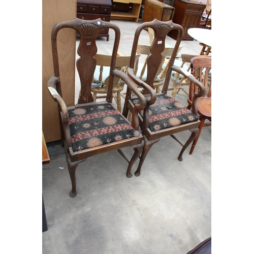 2931 - A PAIR OF EARLY 20TH CENTURY OAK QUEEN ANNE STYLE CARVER CHAIRS