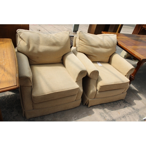 2945 - A PAIR OF MODERN UPHOLSTERED EASY CHAIRS