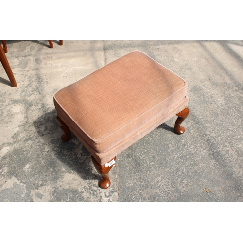 2947 - A MODERN PARKER KNOLL STOOL ON CABRIOLE LEGS, MODEL P.K. 977