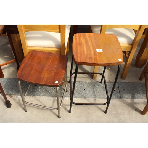 2974 - TWO MID 20TH CENTURY STOOLS ON TUBULAR FRAME