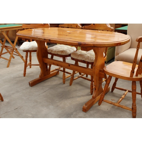 2998 - A MODERN PINE DINING TABLE, 59