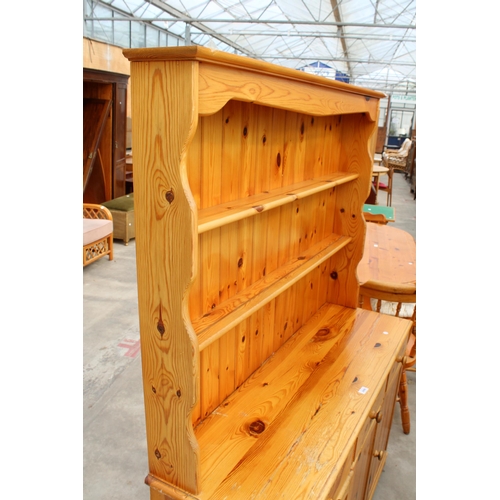 2999 - A MODERN PINE DRESSER WITH PLATE RACK, THREE CUPBOARDS AND THREE DRAWERS TO BASE, 51