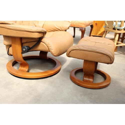 3003 - A STRESSLESS EKORNES SWIVEL RECLINER