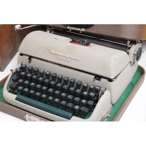 62 - A 1950'S  REMINGTON PORTABLE QUIET-RITER TYPEWRITER MIRACLE TAB