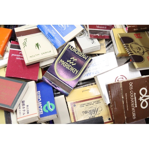 218 - A COLLECTION OF VINTAGE ADVERTISING MATCHBOOKS WITH MATCHES