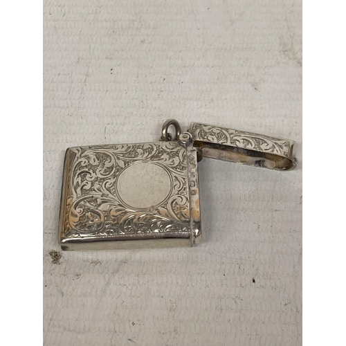 457 - A HALLMARKED BIRMINGHAM SILVER VESTA CASE - GROSS WEIGHT 21.57 G