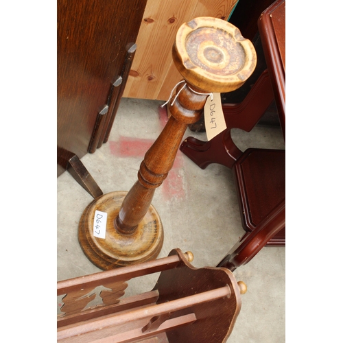 2741 - AN OAK FIRESCREEN, MAGAZINE RACK AND AN ASH TRAY STAND