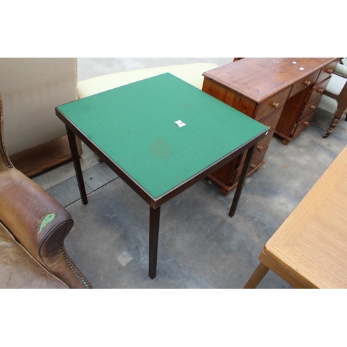 2927 - A FOLDING CARD TABLE