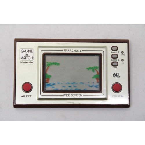 342 - A VINTAGE NINTENDO GAME AND WATCH PARACHUTE GAME, NO BOX.  VENDOR STATES IN WORKING ORDER, NO WARRAN... 