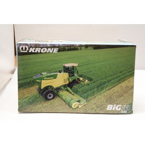 401 - A KRONE BIG M 450 SERIES TRACTOR, SCALE 1:32 - AS NEW IN BOX