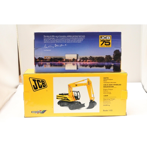 427 - TWO BRITAINS 1:32 SCALE MODELS TO INCLUDE A JCB JS200W EXCAVATOR AND A JCB LIMITED EDITION AGRIPRO L... 