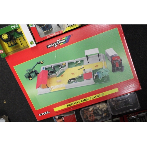 446 - A LARGE COLLECTION OF BRITAINS 1:32 SCALE FARM MODELS TO INCLUDE A FARM PLAYBASE, A JOHN DEERE 3640 ... 